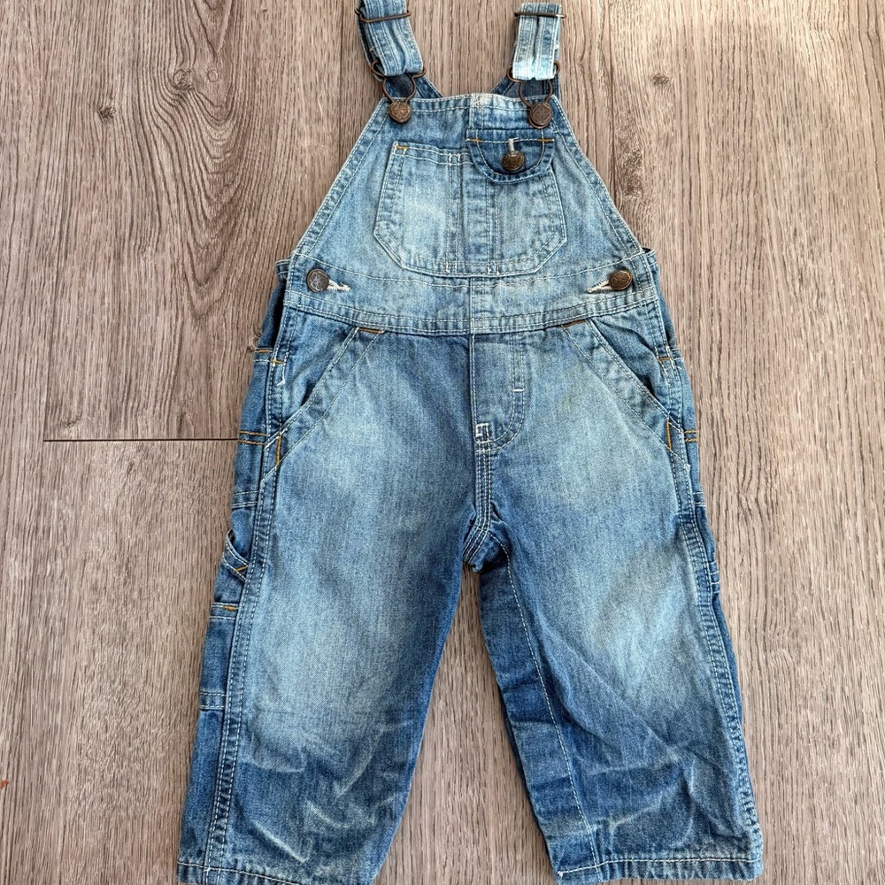 OshKosh B'gosh kids Blue Denim Overalls size 9 month